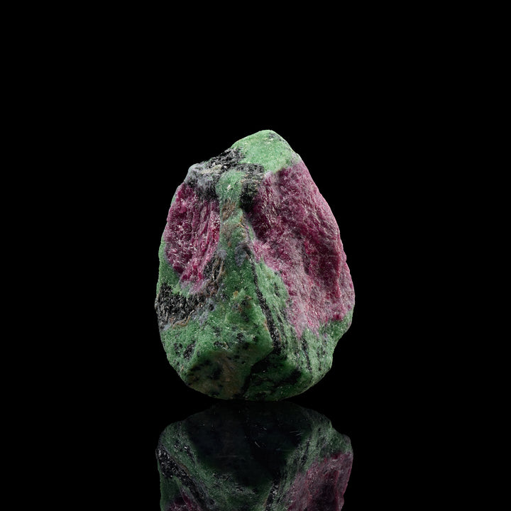Ruby in Zoisite, Fluorescent