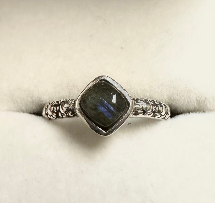 Labordorite Ring
