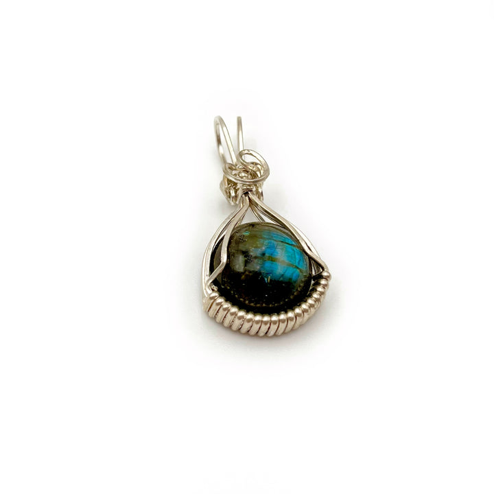 Round Labradorite Pendant