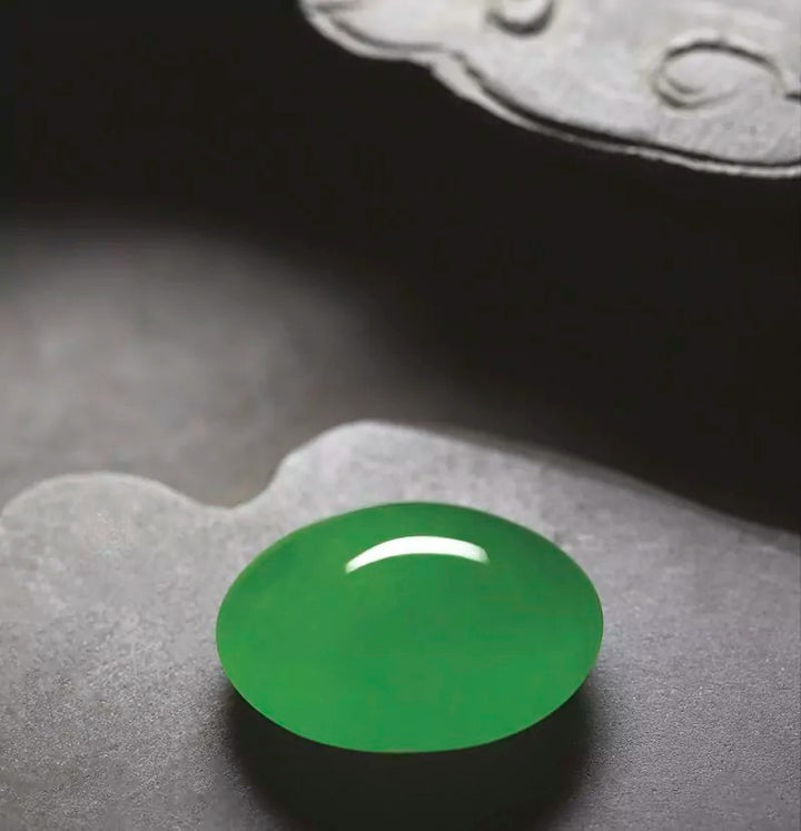 Jade: A Gemologist's Guide Standard Book