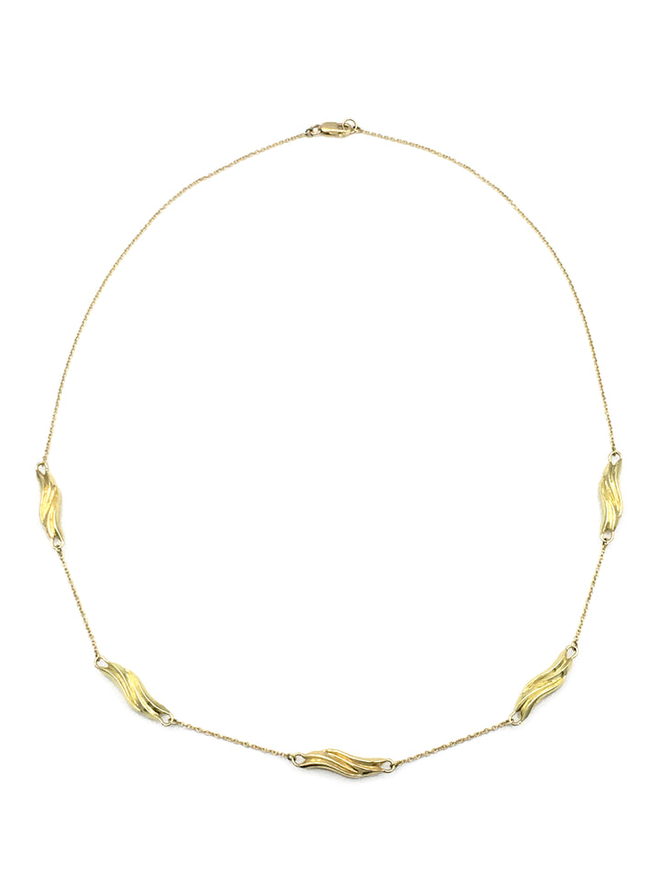 Terrace Wave Station Necklace