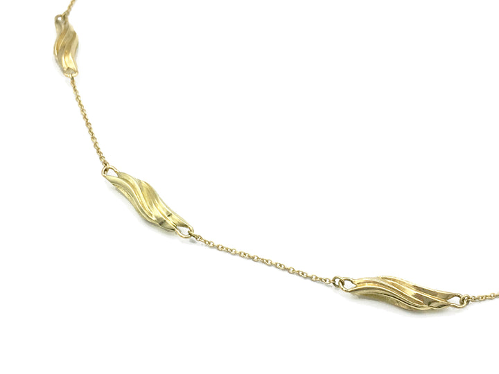 Terrace Wave Station Necklace