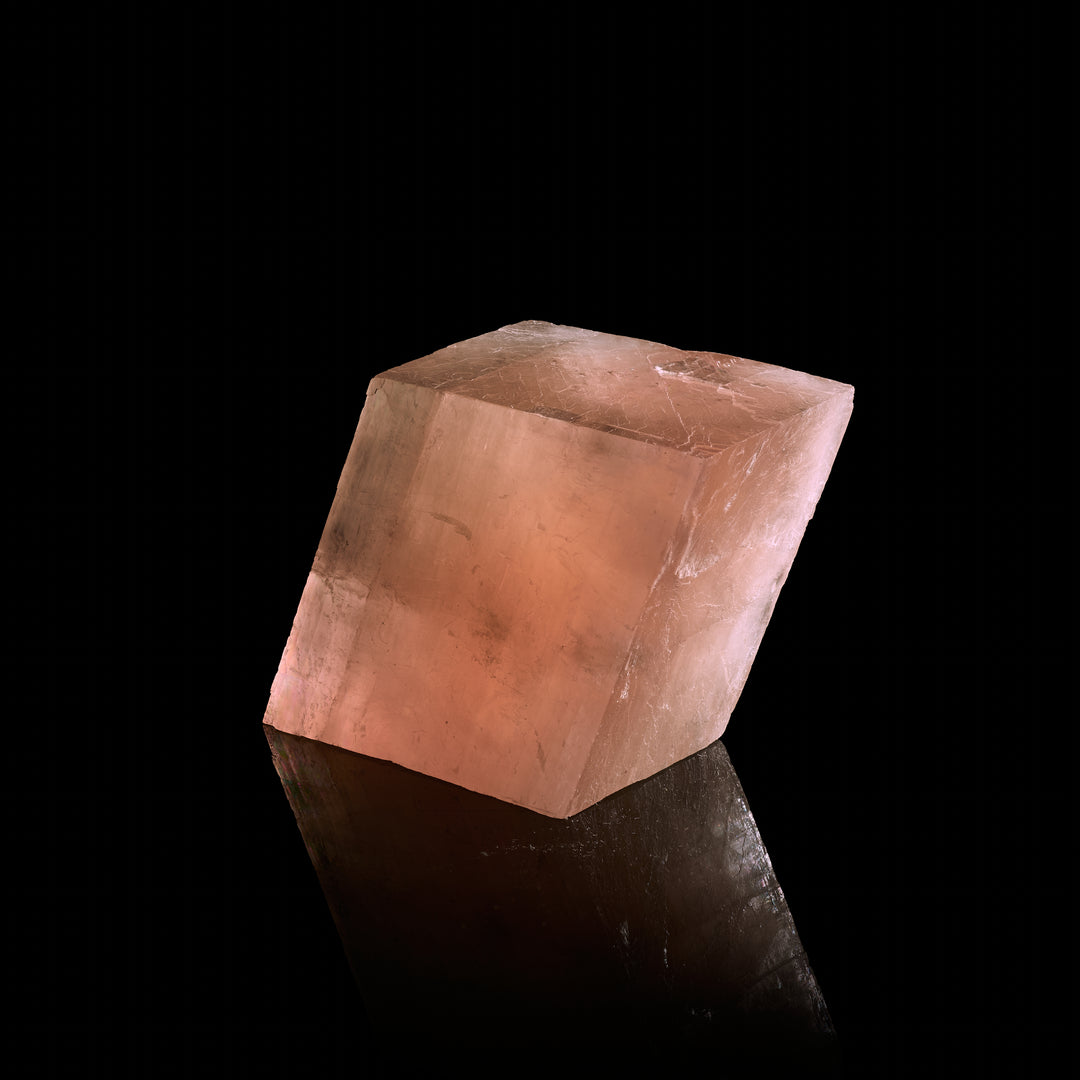Pink Calcite, Fluorescent
