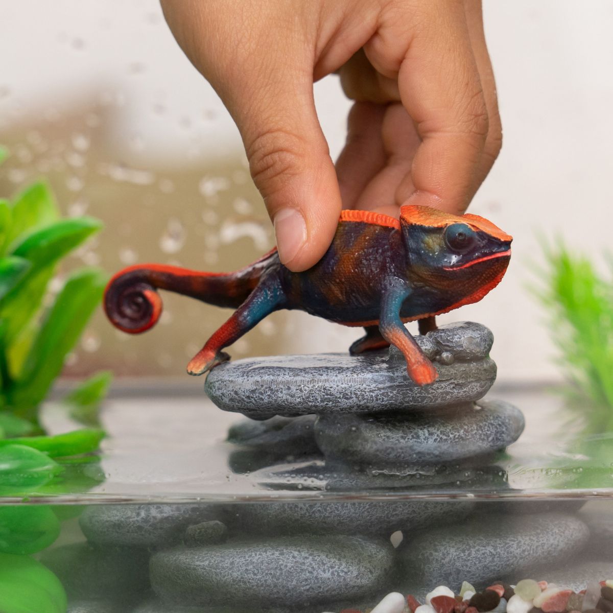 Color Changing Chameleon Replica Toy – Houston Museum of Natural