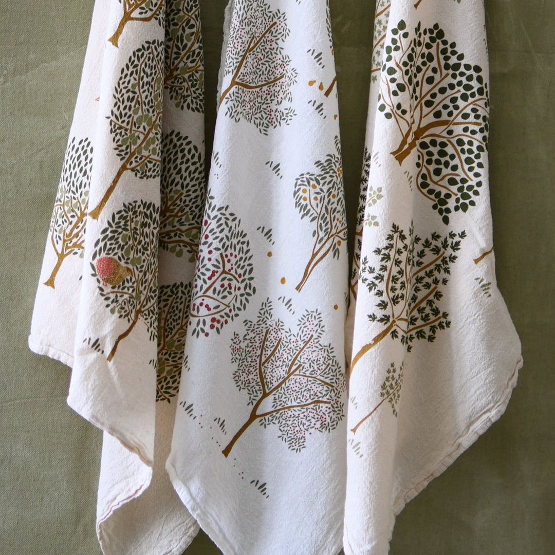 Flour Sack Cotton Tea Towel, Insects & Trees