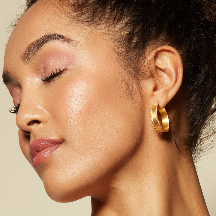 Bold Spirit Gold Hoop Earrgins
