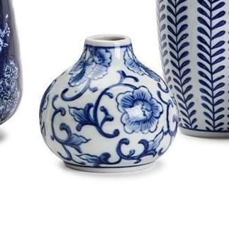 Blue & White Vase- XSmall