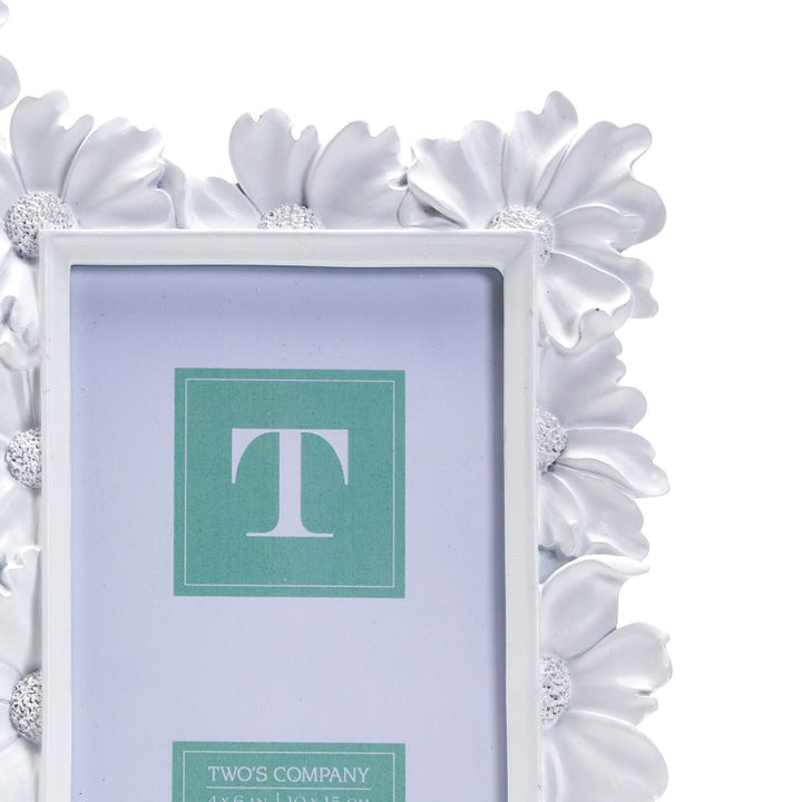 White Daisy Picture Frame Set
