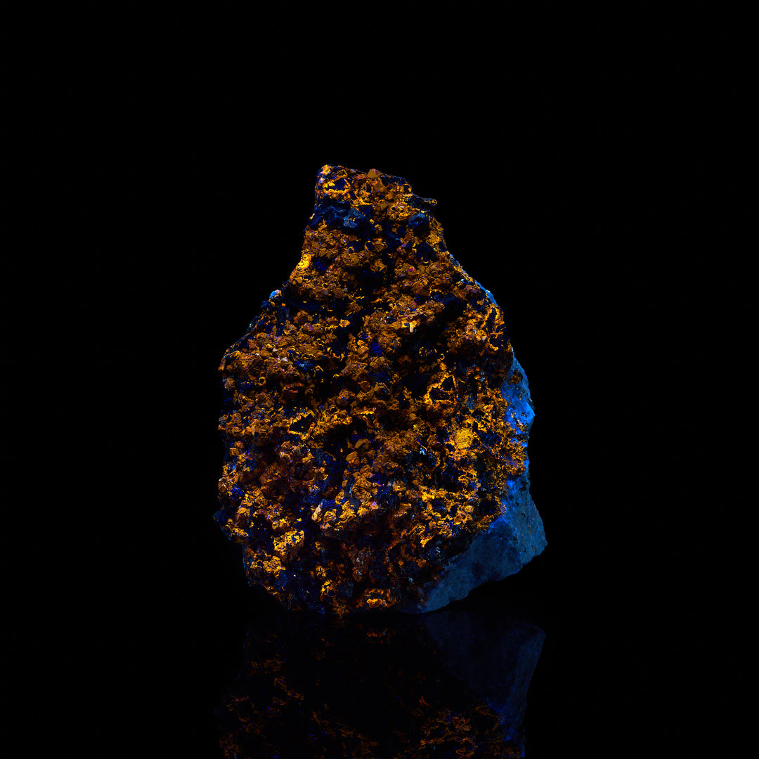 Tetrahedrite- UV Light Reactive