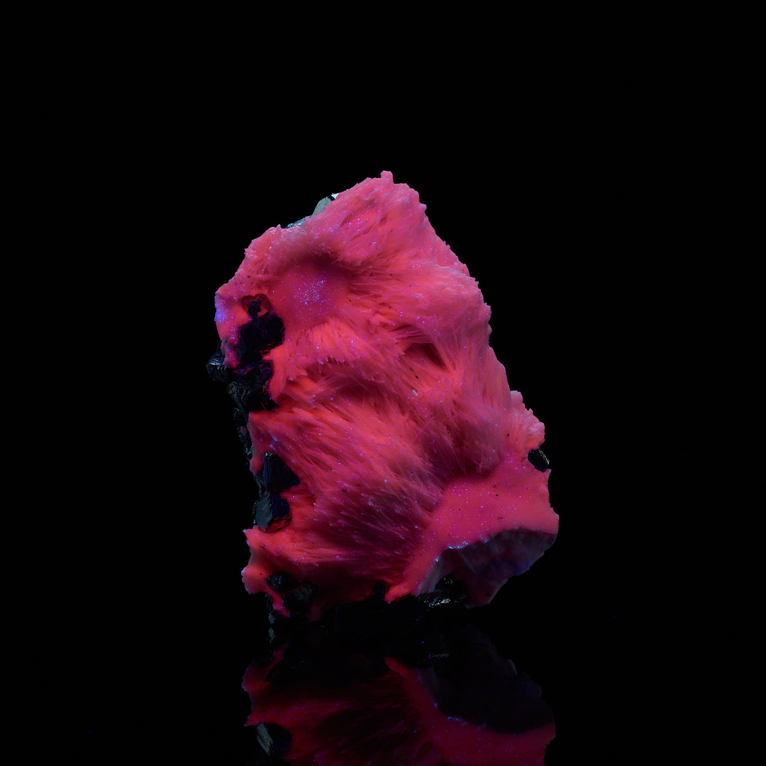 Large Manganoan Calcite