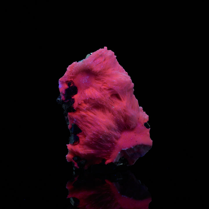 Large Manganoan Calcite