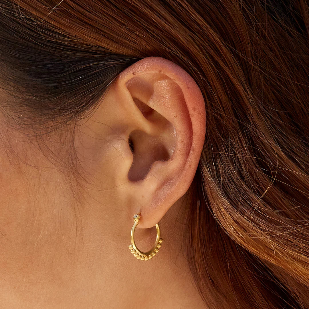 Small Dot Samsara Gold Hoops