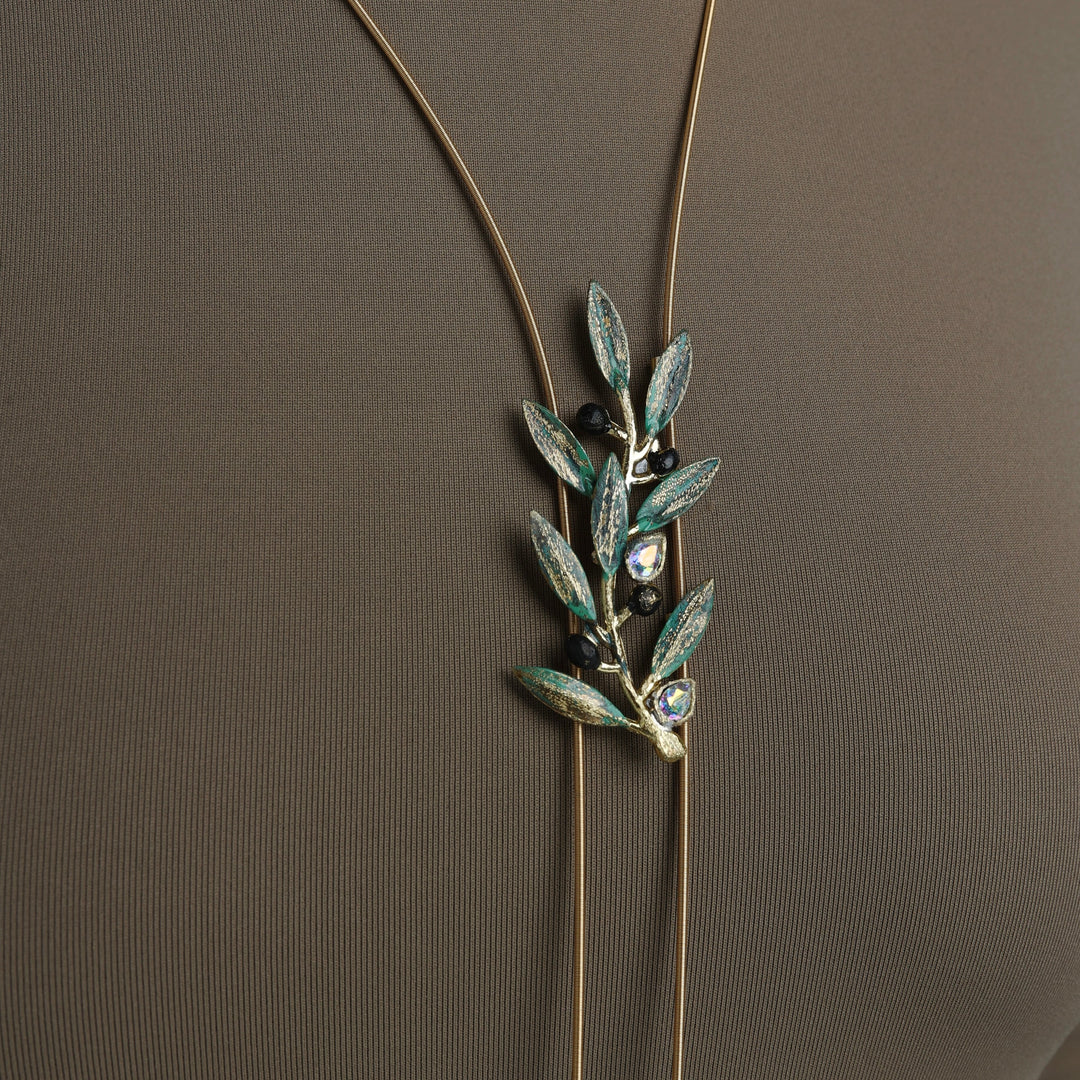 Olive Lariat