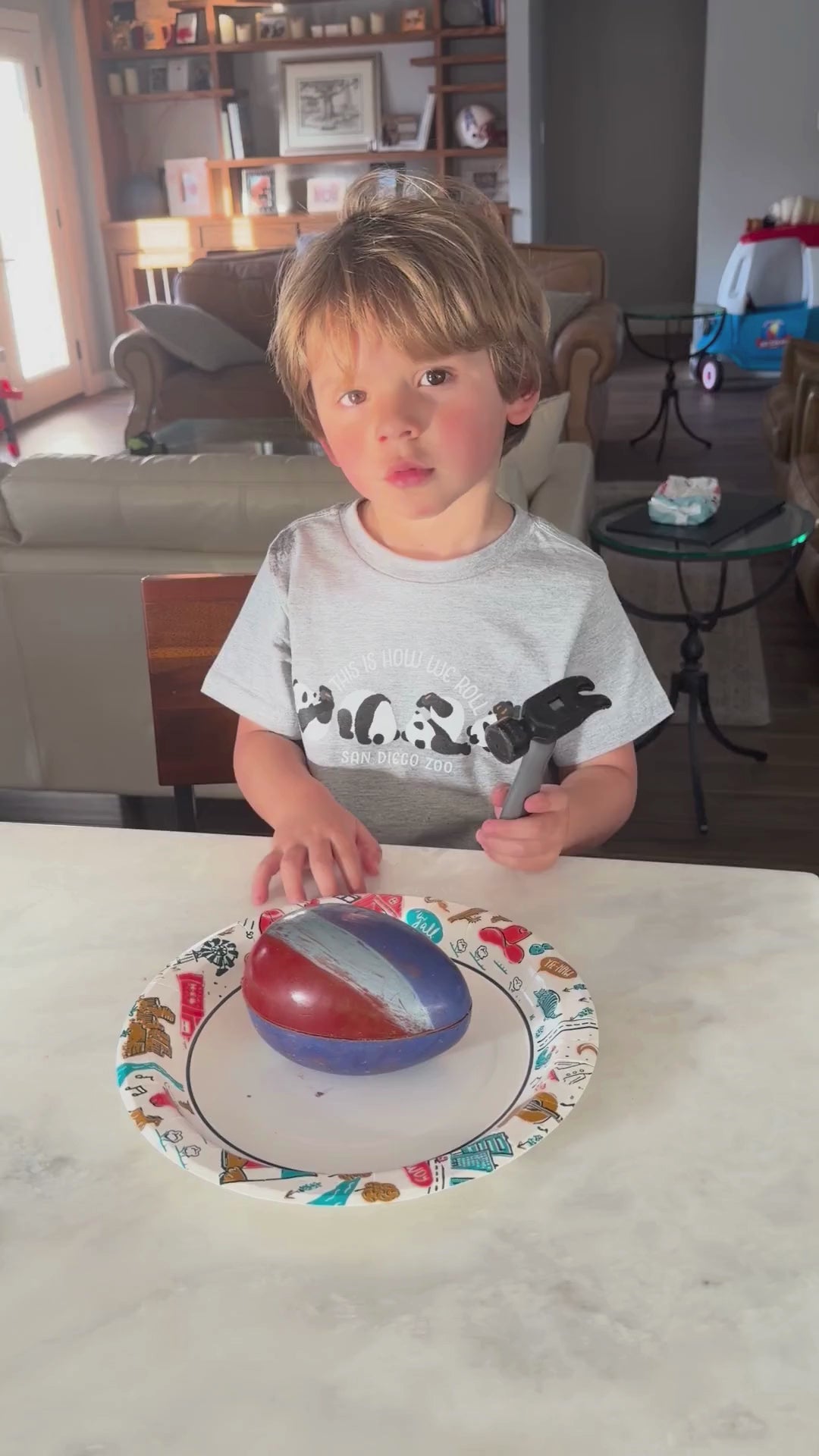 HMNS Chocolate Surprise Dinosaur Smash Egg, Small