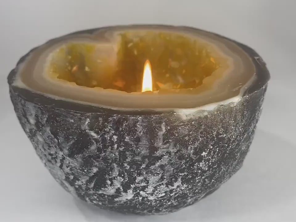 Heart of Gold Geode Candle