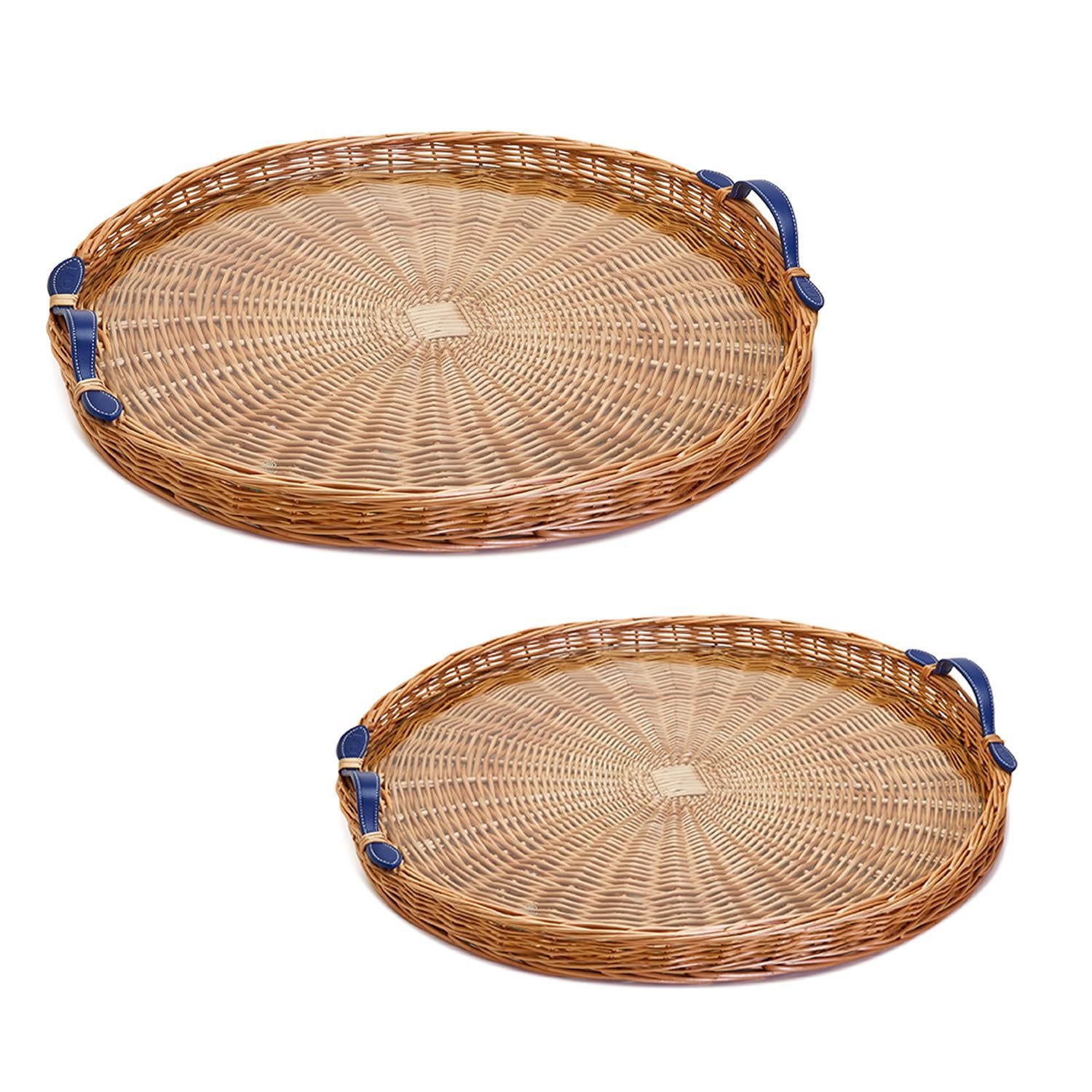 Round Hand-Crafted Wicker Tray