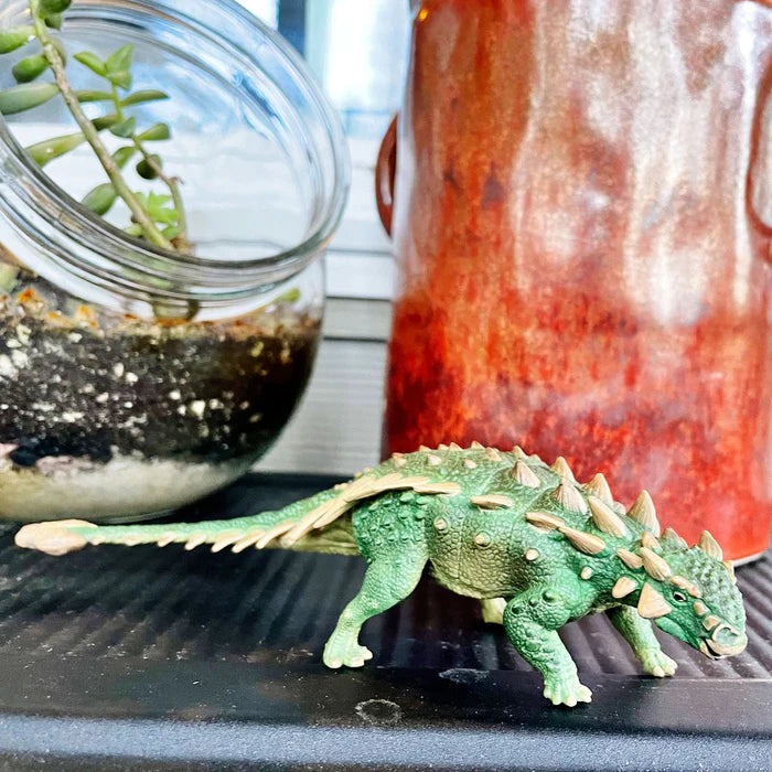Zuul Dinosaur Replica Toy